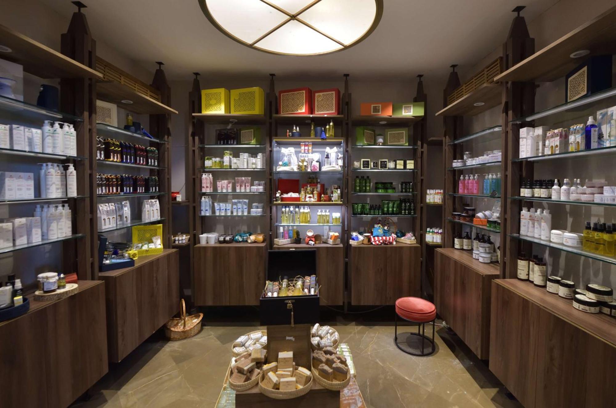 Hilton Tanger City Center Exterior photo A pharmacy in Paris