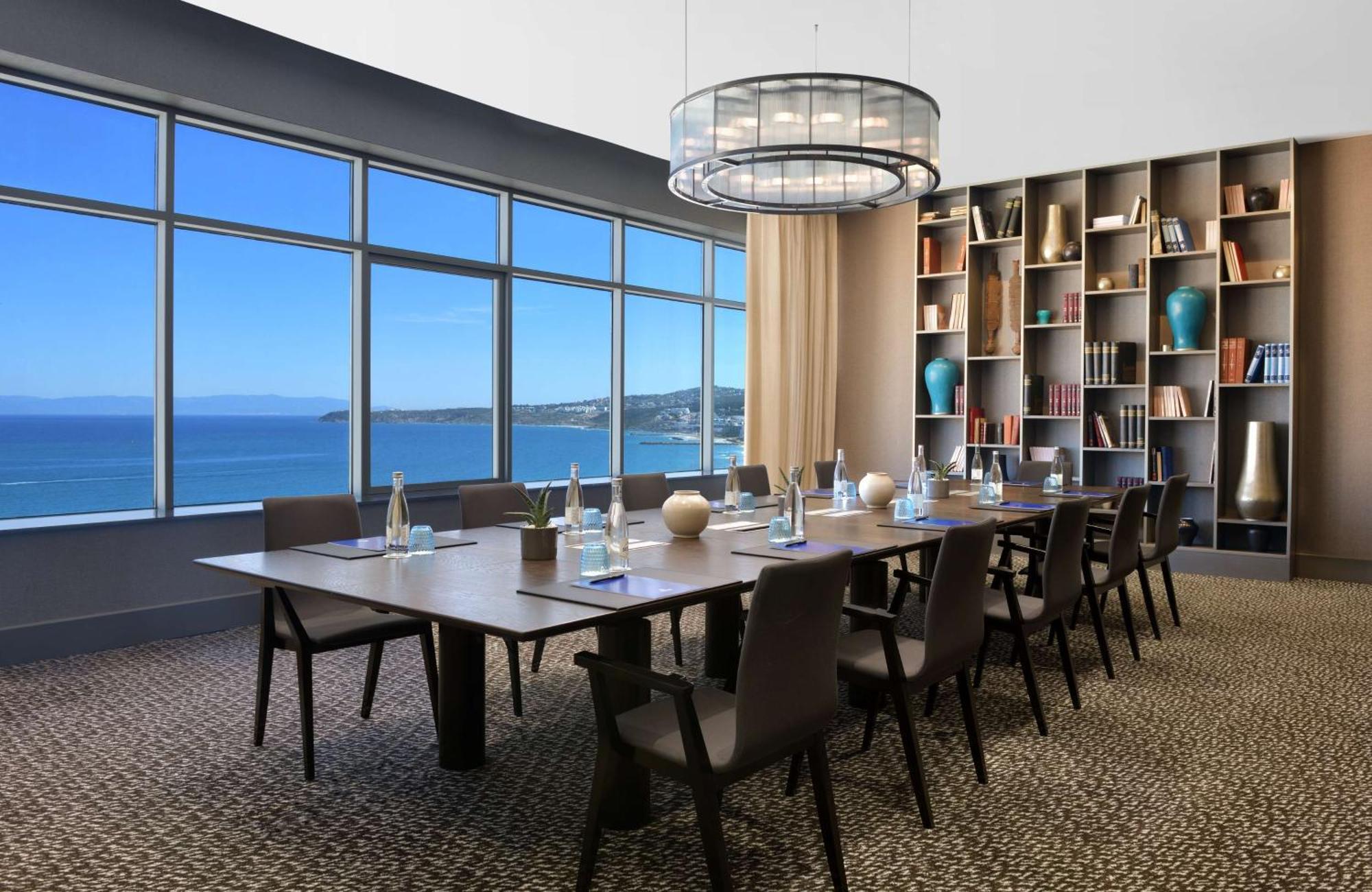 Hilton Tanger City Center Exterior photo Boardroom