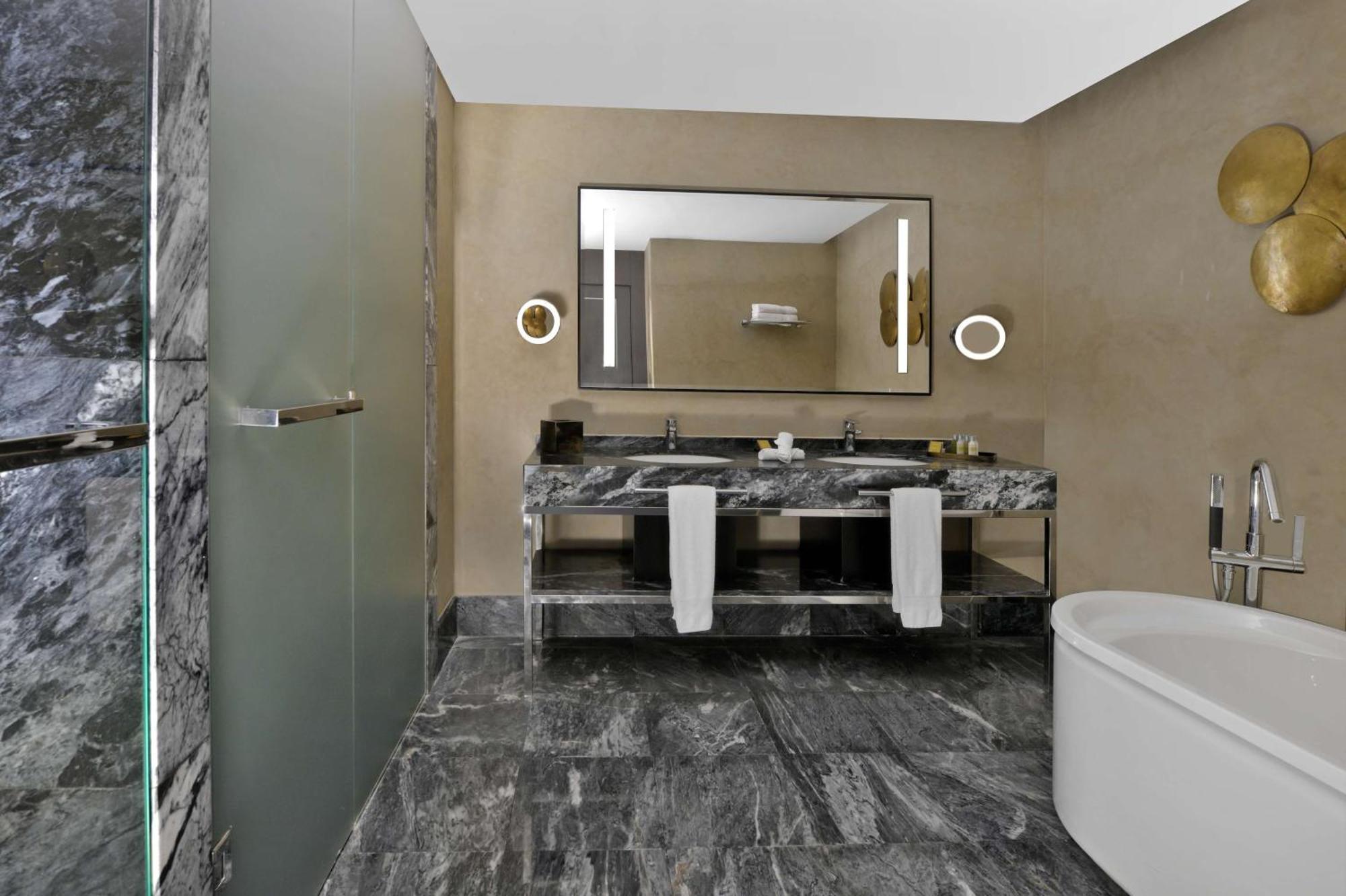 Hilton Tanger City Center Exterior photo Bathroom